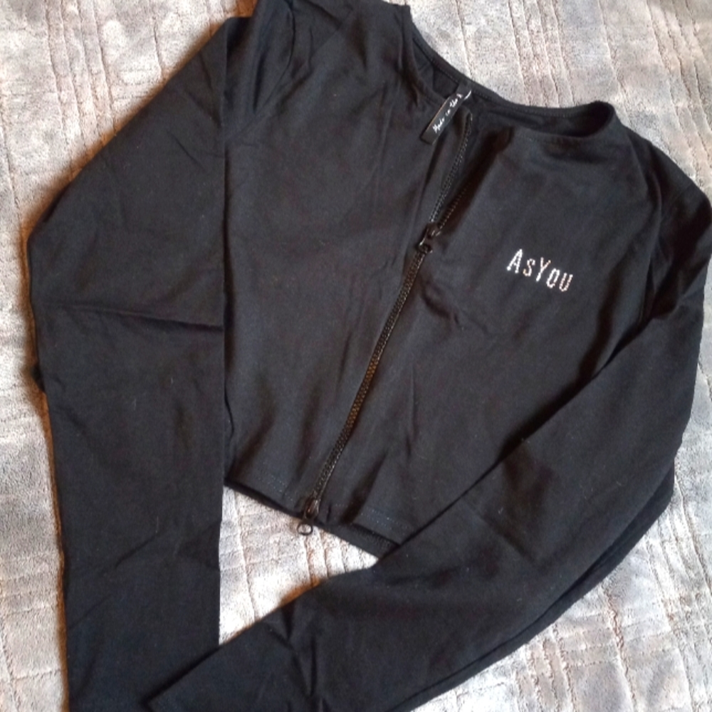 AsYou. Double zip up cropped top shirt. size US 14